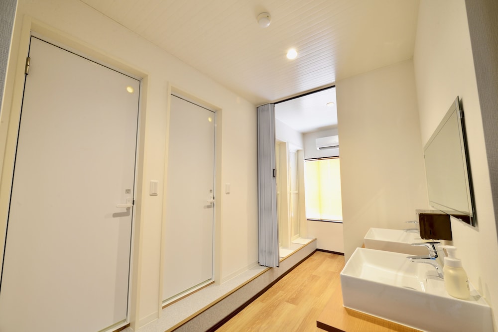The Adan Hotel Okinawa 20/20
