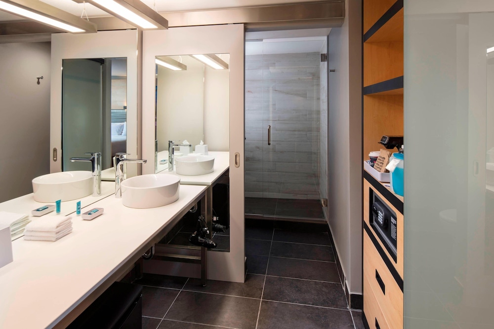 Aloft Coral Gables 35/43