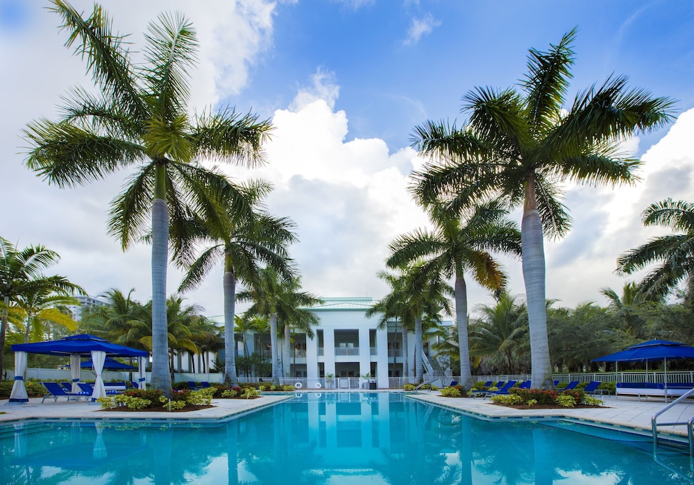 Provident Doral At the Blue Hotel 68/72
