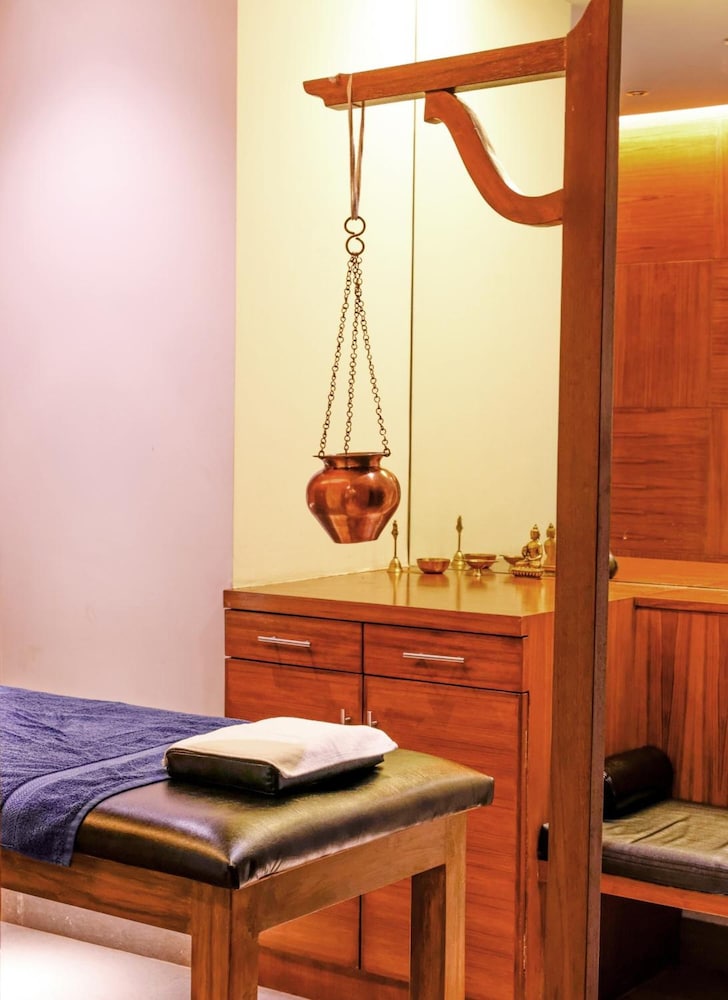 The Acacia Hotel Spa Goa 25/50