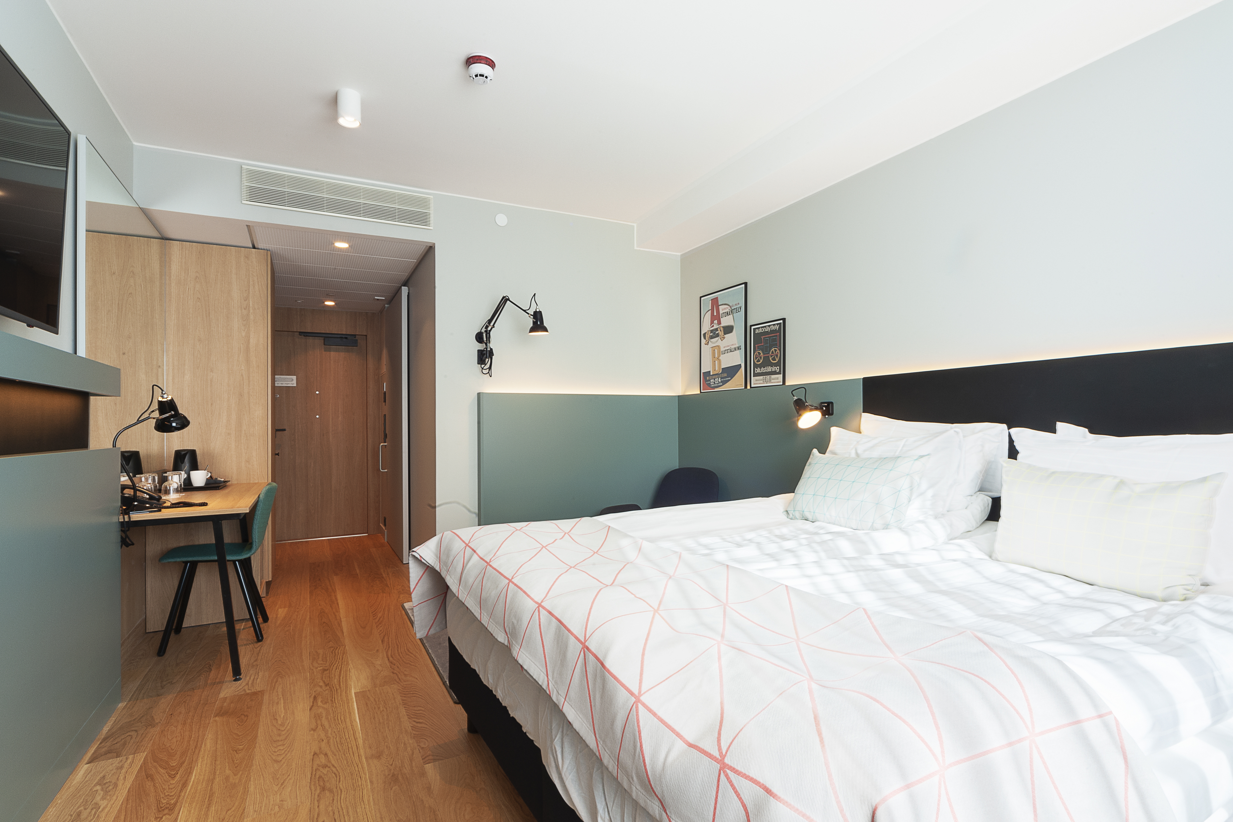 Standard, Queen Bed, Chair Bed