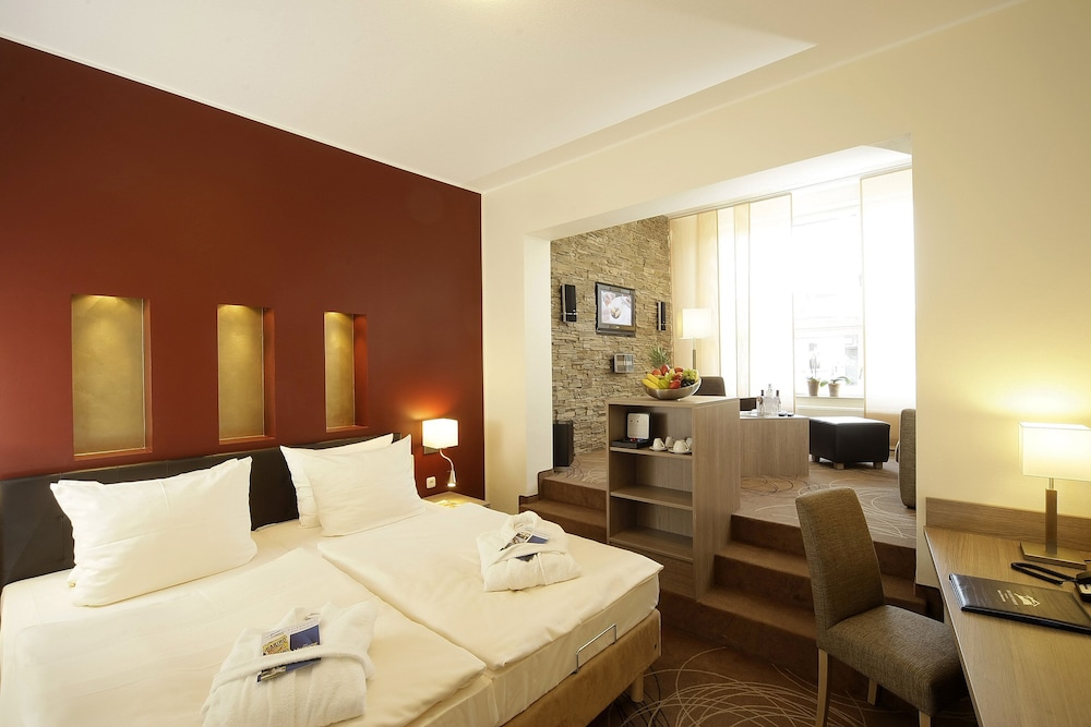 Hotel Elisenhof 30/99