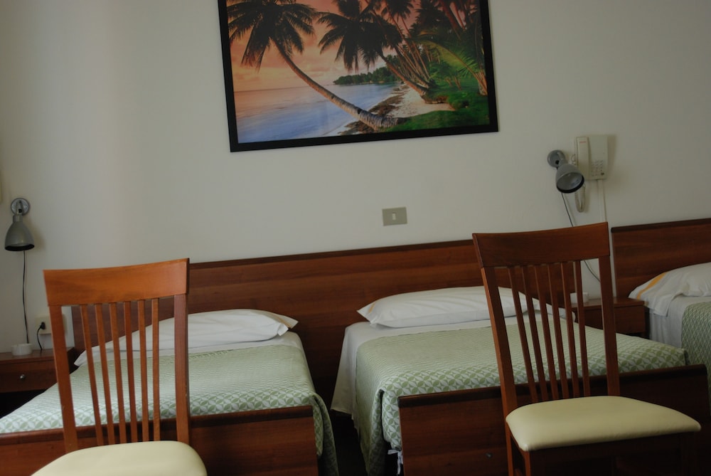 Hotel Tuscolano 25/33