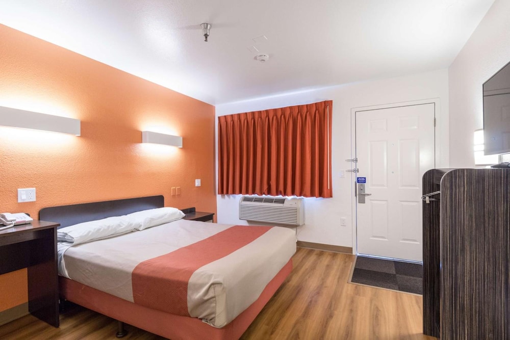Motel6 Kirkland, WA - North Kirkland 15/58
