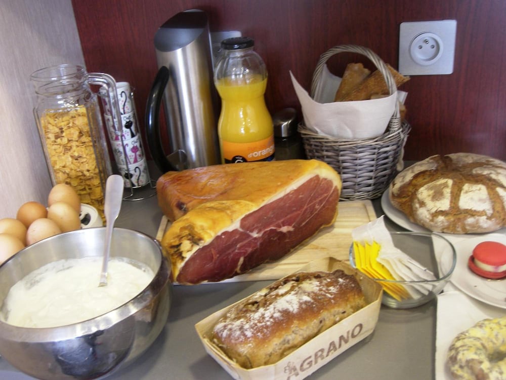 Hostellerie Du Matin Calme 17/39