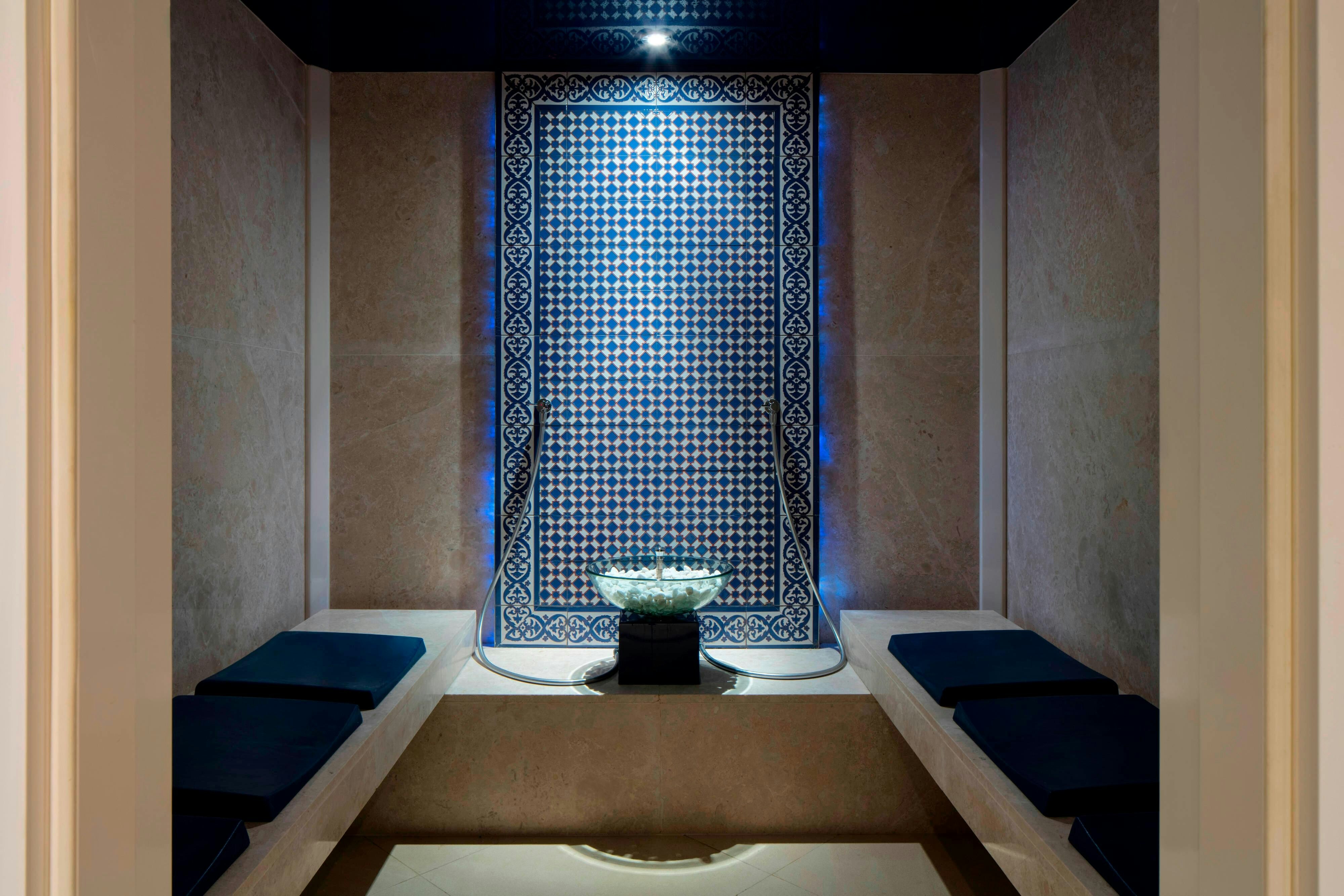 Sheraton Sharjah Beach Resort Spa 24/58
