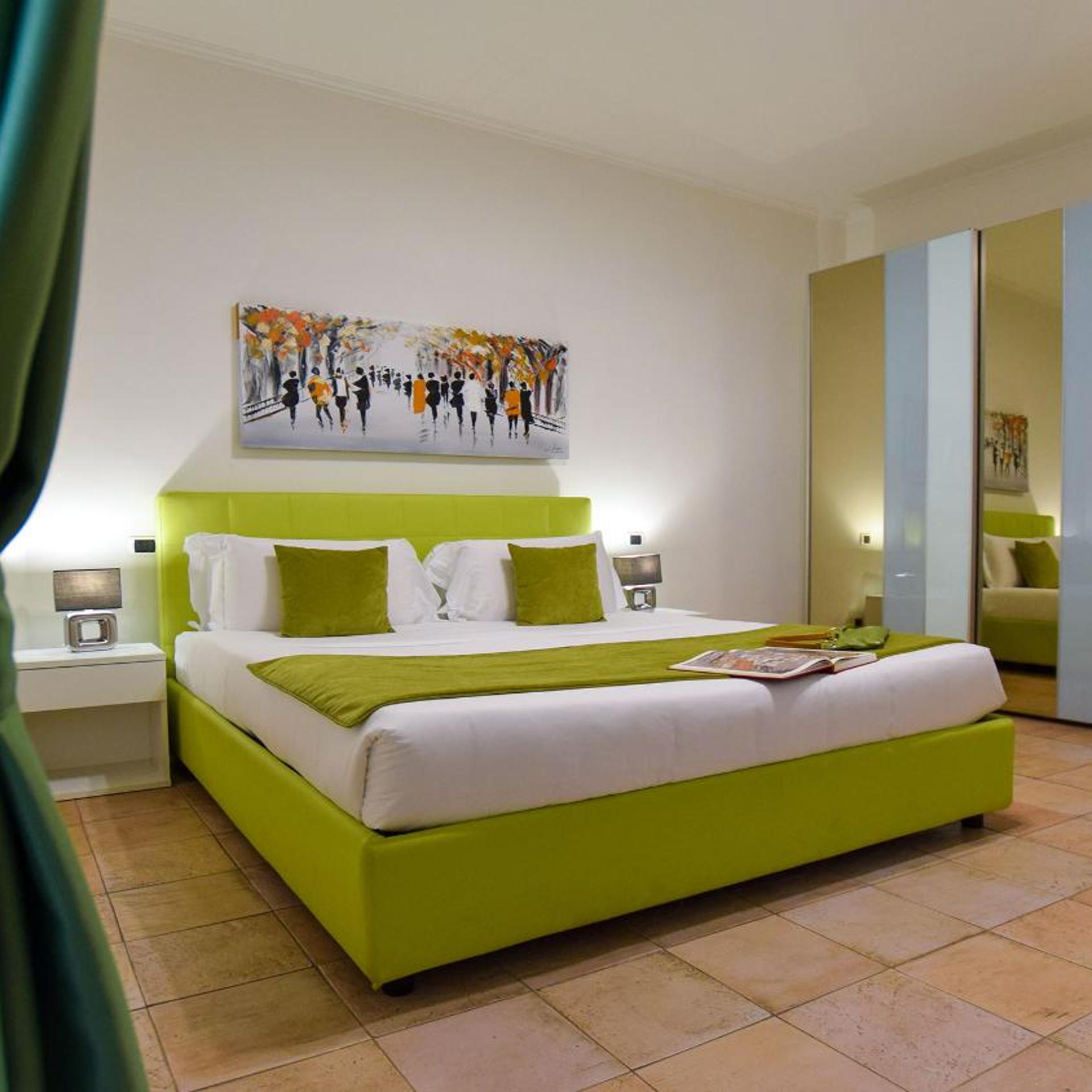 2 Bedrooms, Apartment, Separate Building
