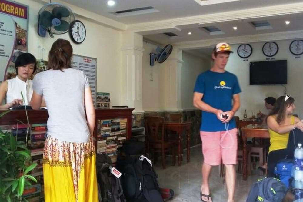 Binh Duong 2 Hotel 10/61