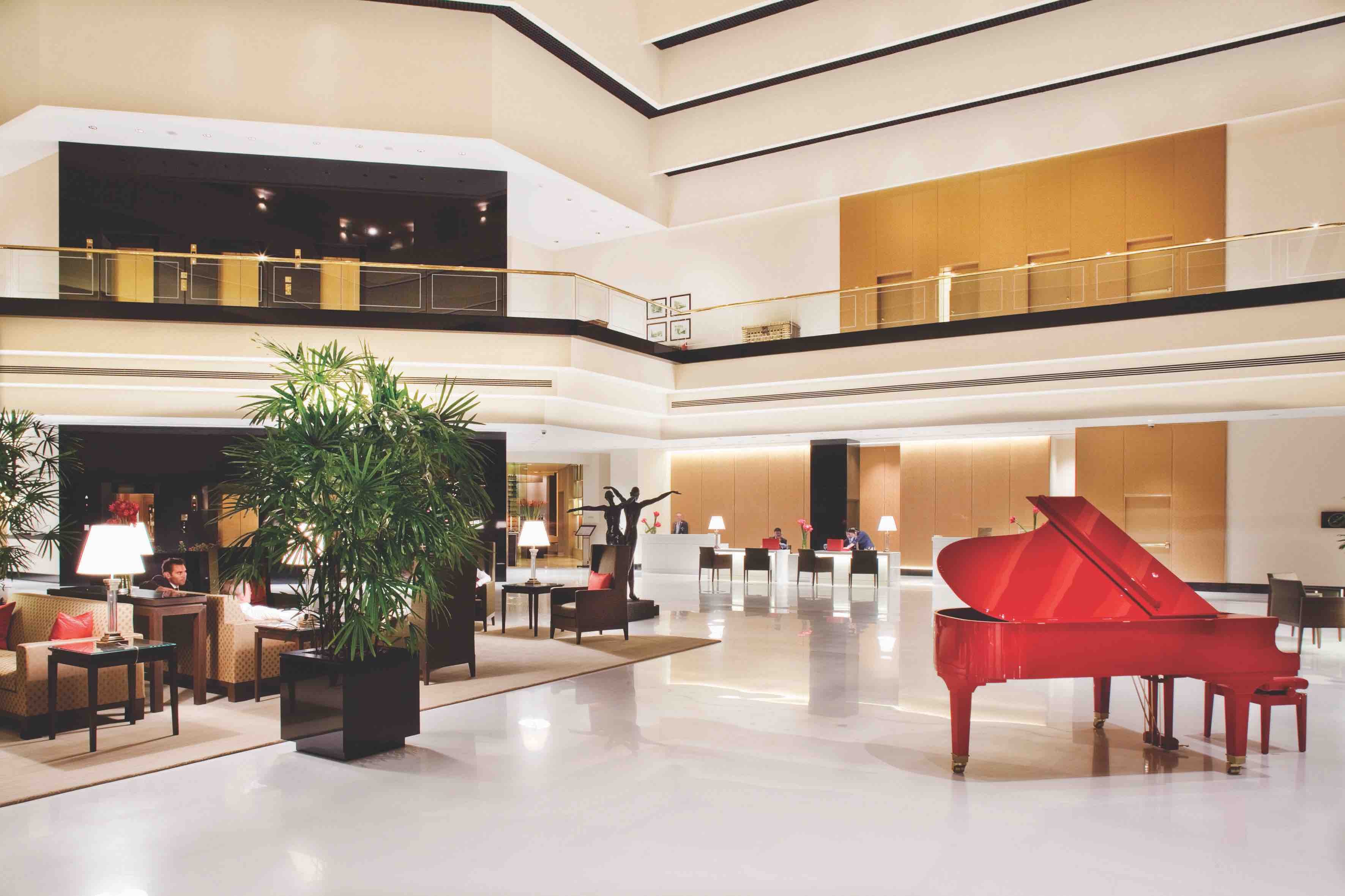The Oberoi Mumbai 40/61