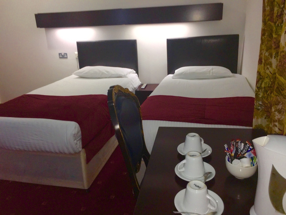 London Star Hotel 43/67