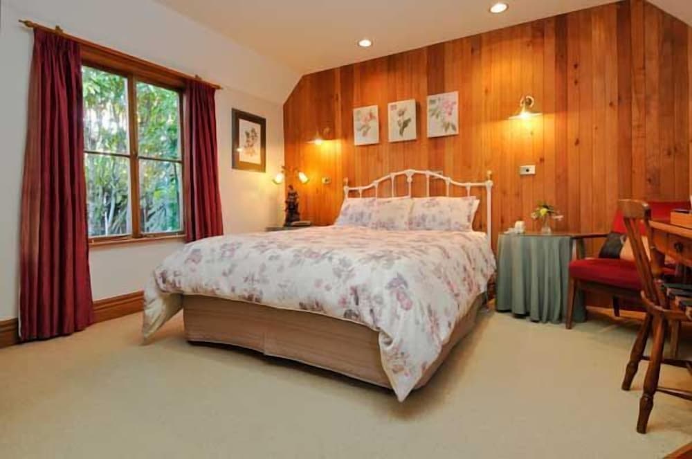 Cambria House 16/41
