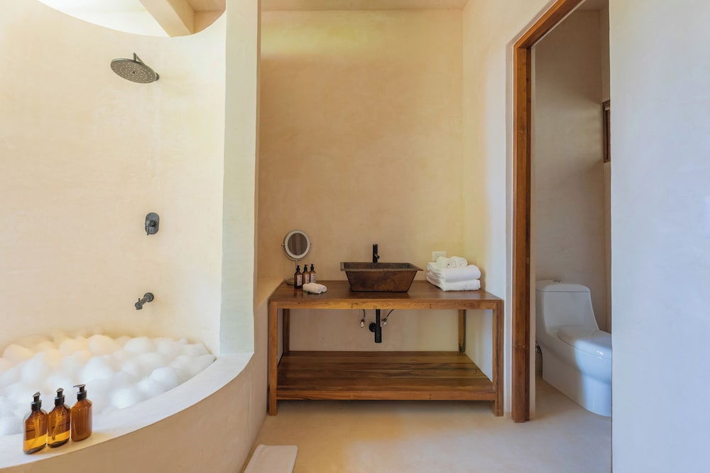 La Valise Tulum, member of Small Luxury Hotels 48/50