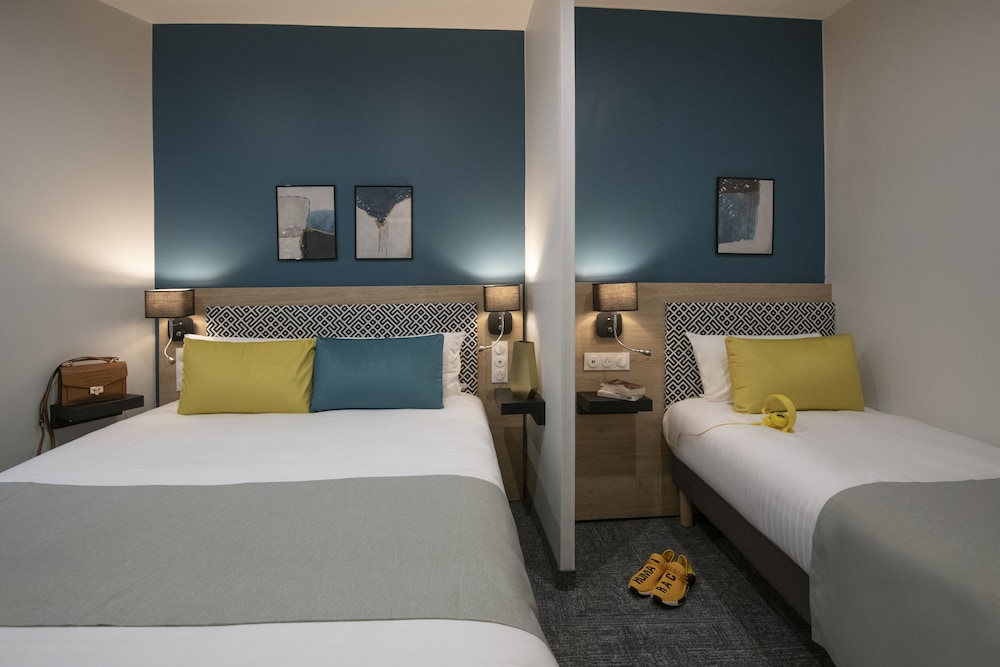 Bristol Hotel 26/61