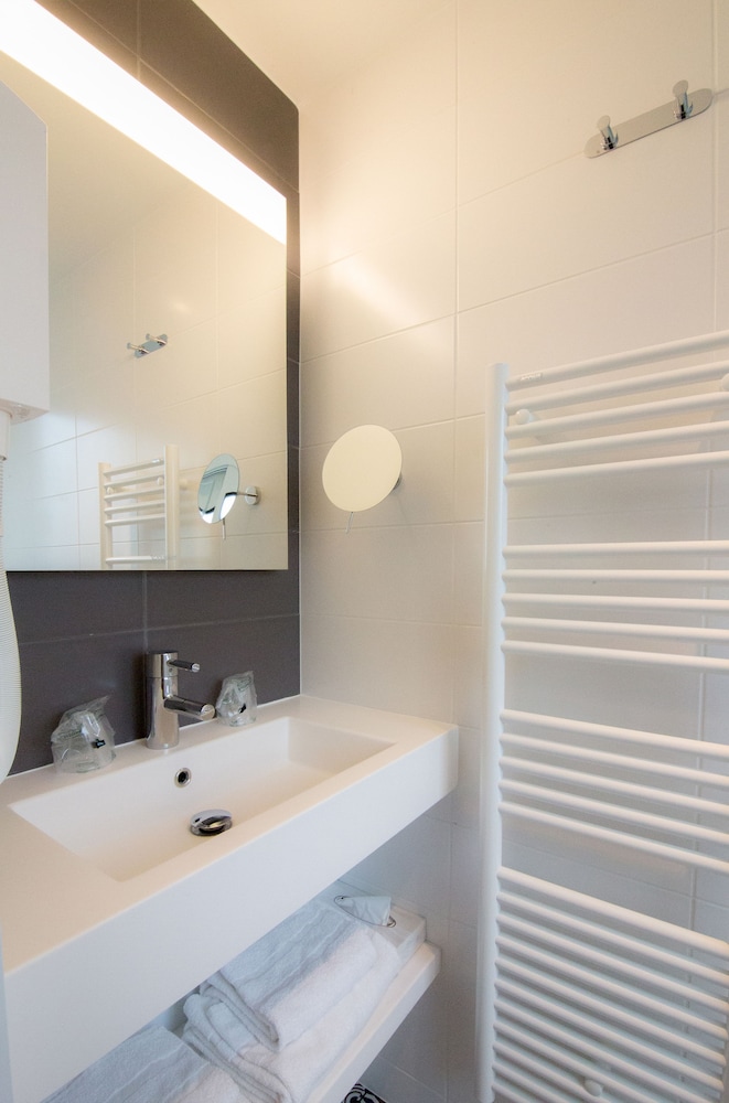 Hotel La Regence 37/57