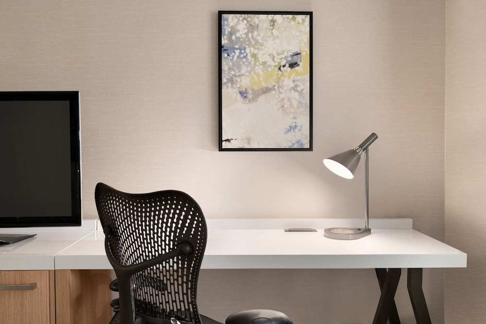 Hilton Garden Inn Tysons Corner 45/48