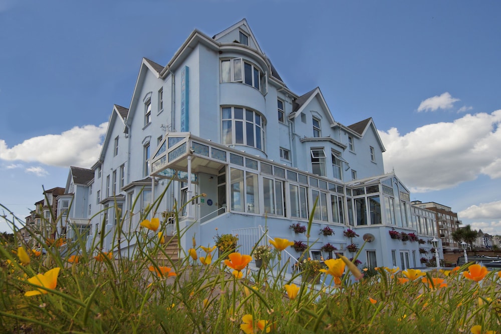 Marine Hotel Paignton 1/32