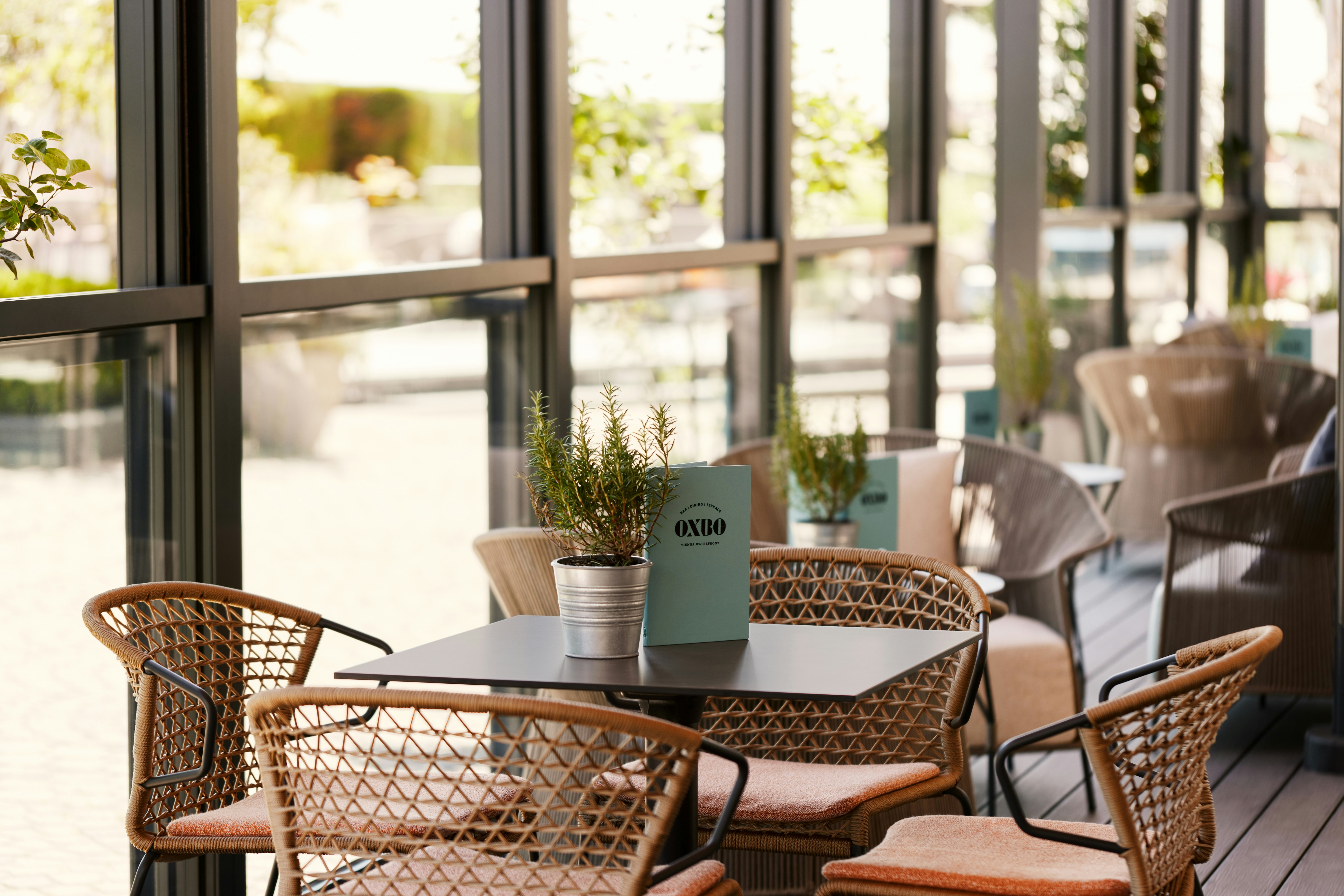Hilton Vienna Danube Waterfront 60/87