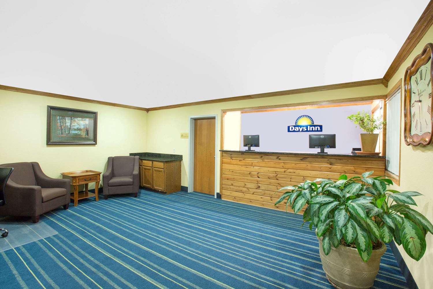 Days Inn by Wyndham Grand Island 13/24
