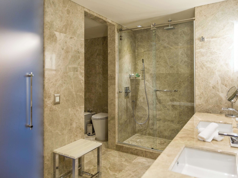 جناح تنفيذي بسرير كينج بشرفة، Palladio Hotel Buenos Aires - MGallery Collection 3/5