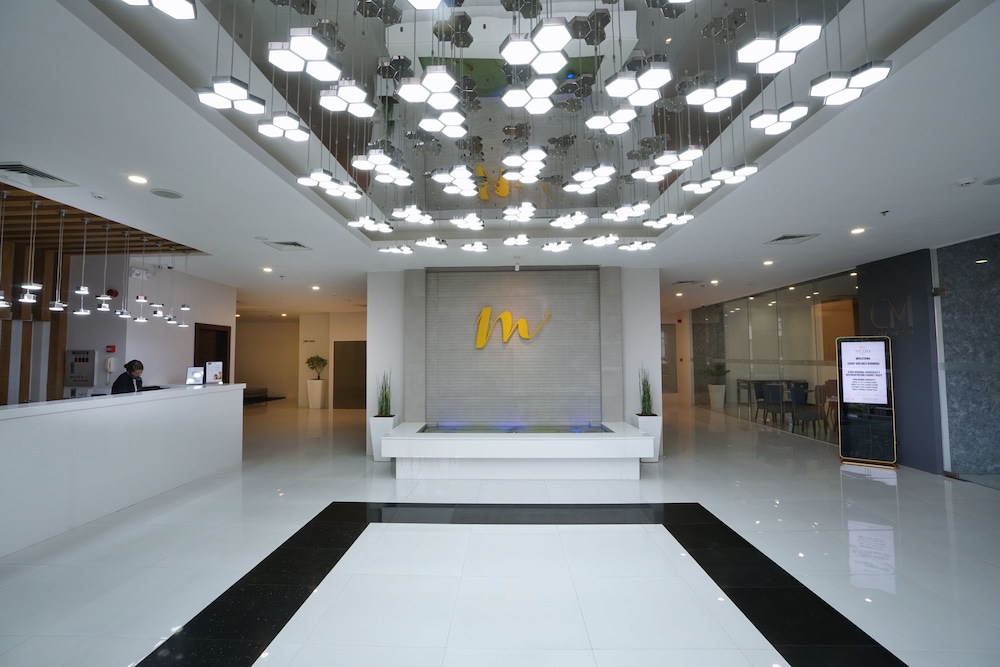 Mezzo Hotel 3/42