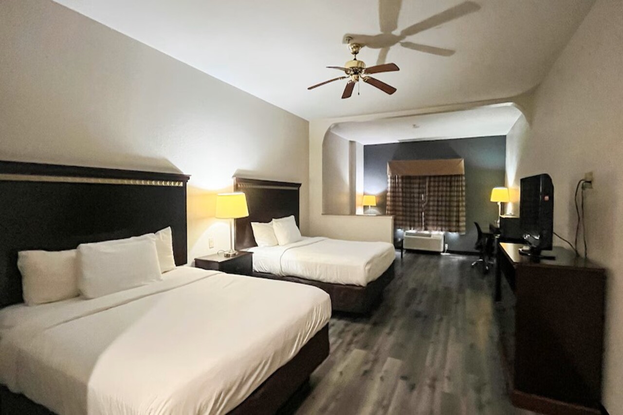 Studio6 Suites Houston TX Spring 18/22