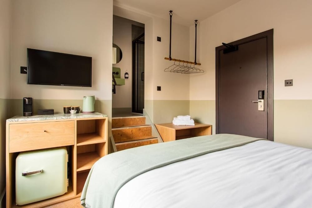 Port Hotel Eastbourne 23/58