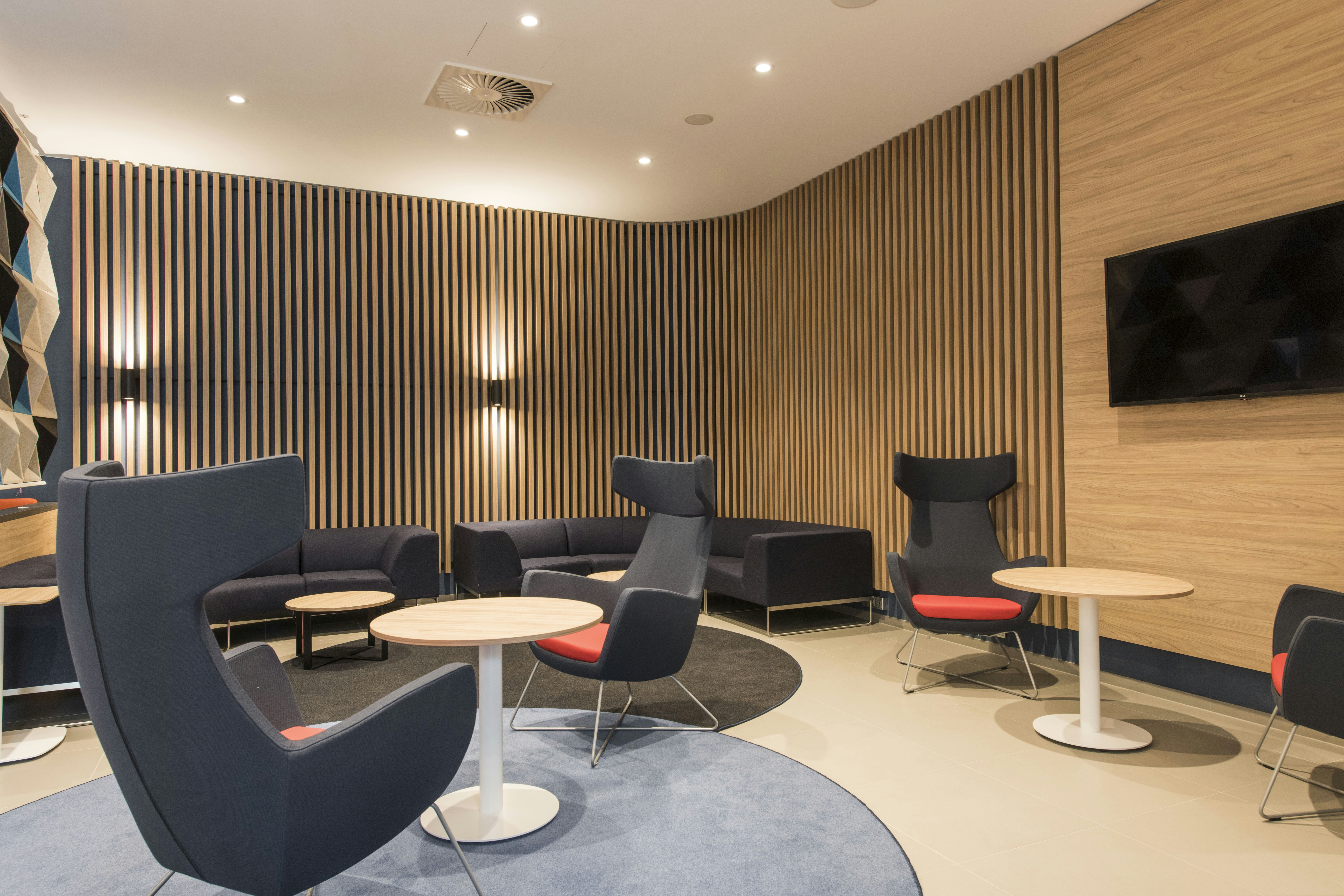 Holiday Inn Express Warsaw - Mokotow 47/56
