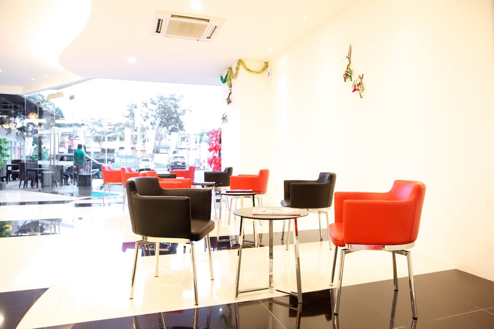 Arbor Biz Hotel 48/58