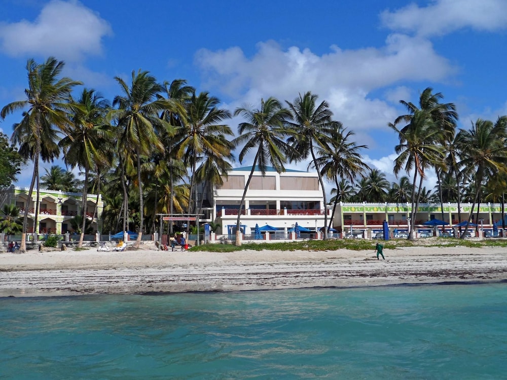 Sai Rock Beach Hotel & Spa 19/19