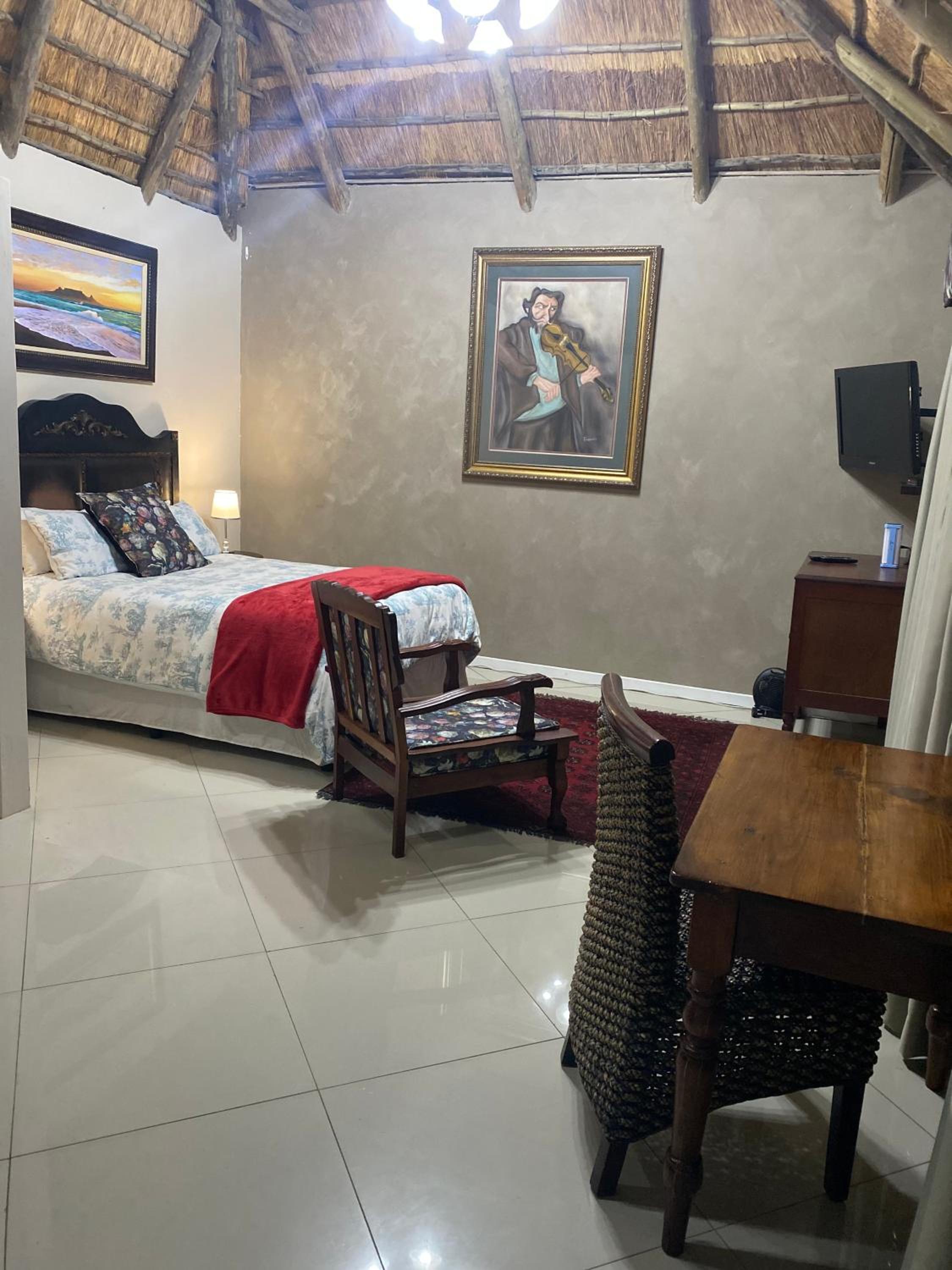 Loch Athlone Overnight Accommodation 11/50