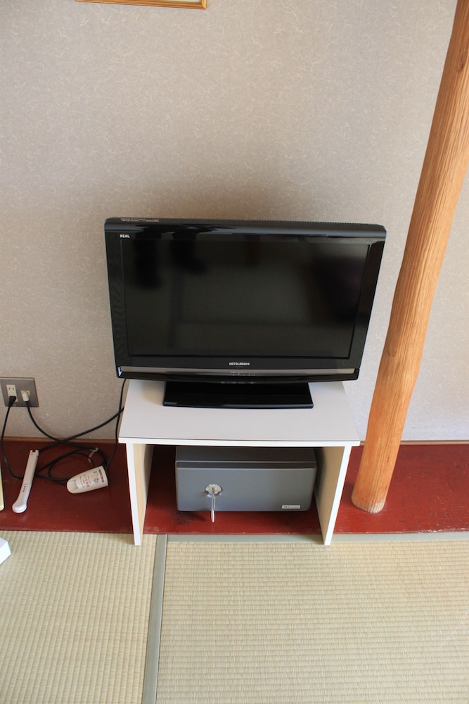 Yunohama Hotel 65/72