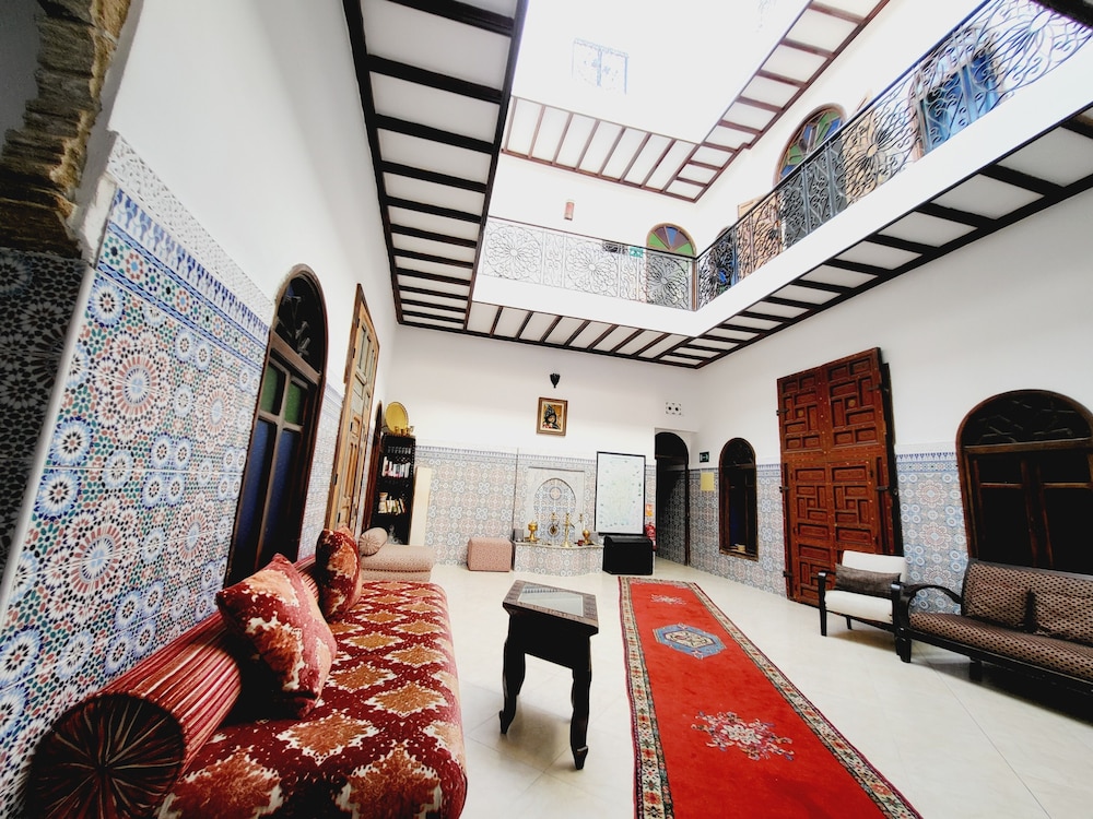 Dar Nawfal 37/50