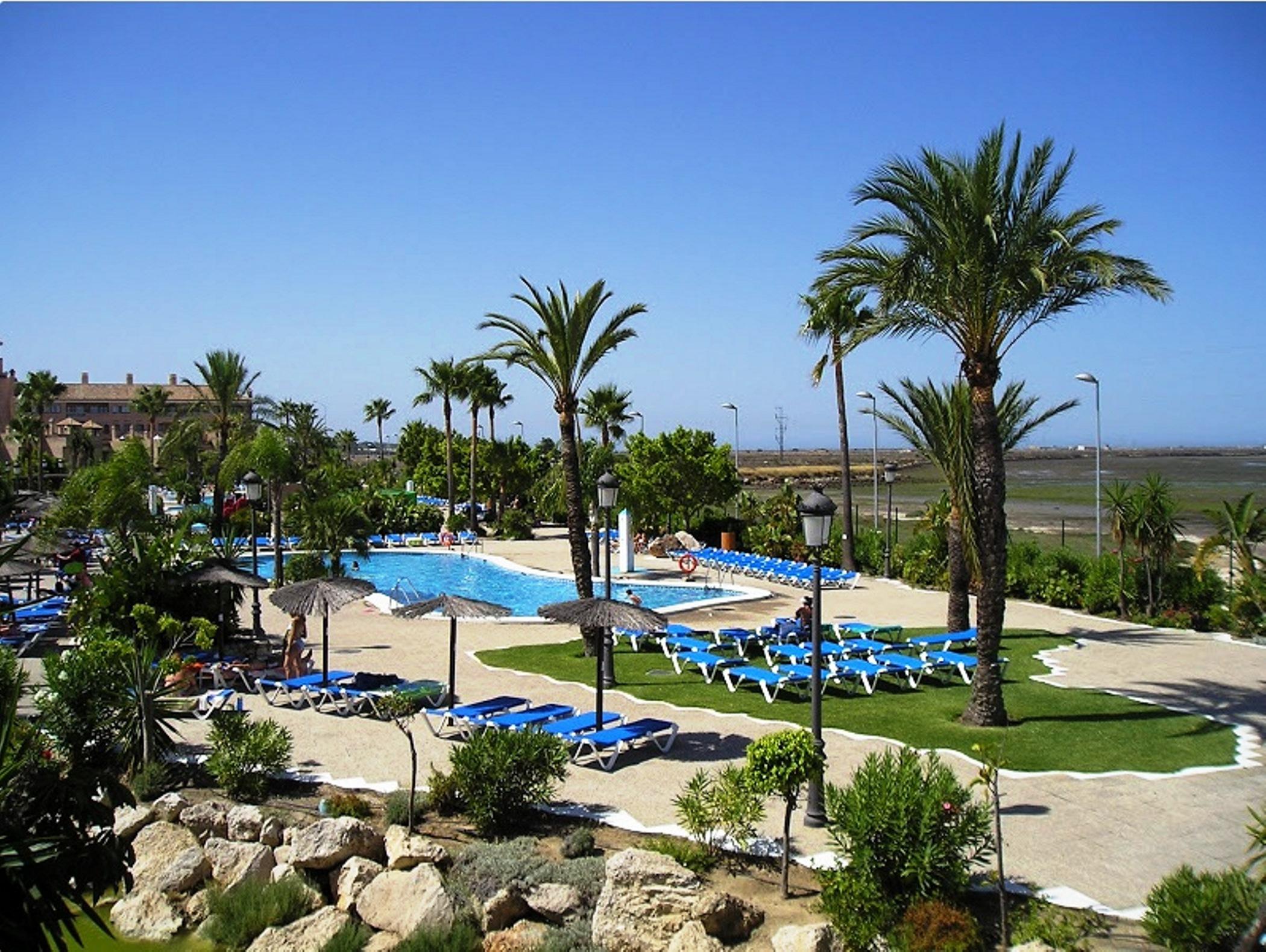 Bahia Sur Hotel 36/44