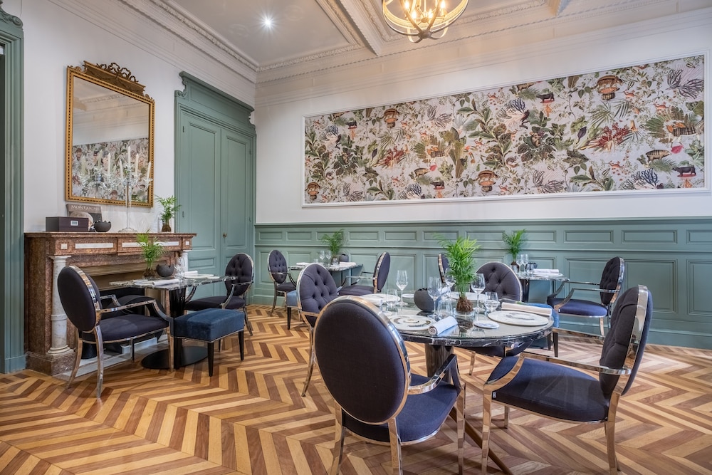 Hotel Le Palais Gallien 56/73