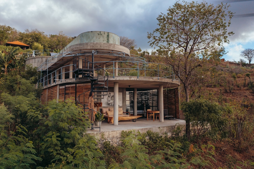 Sumberkima Hill Private Villa Retreat 5/50