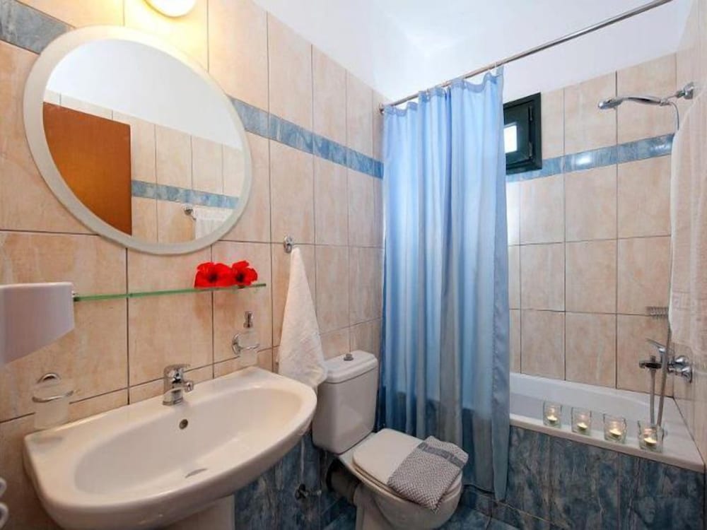 Hotel Ippolity Village 63/71
