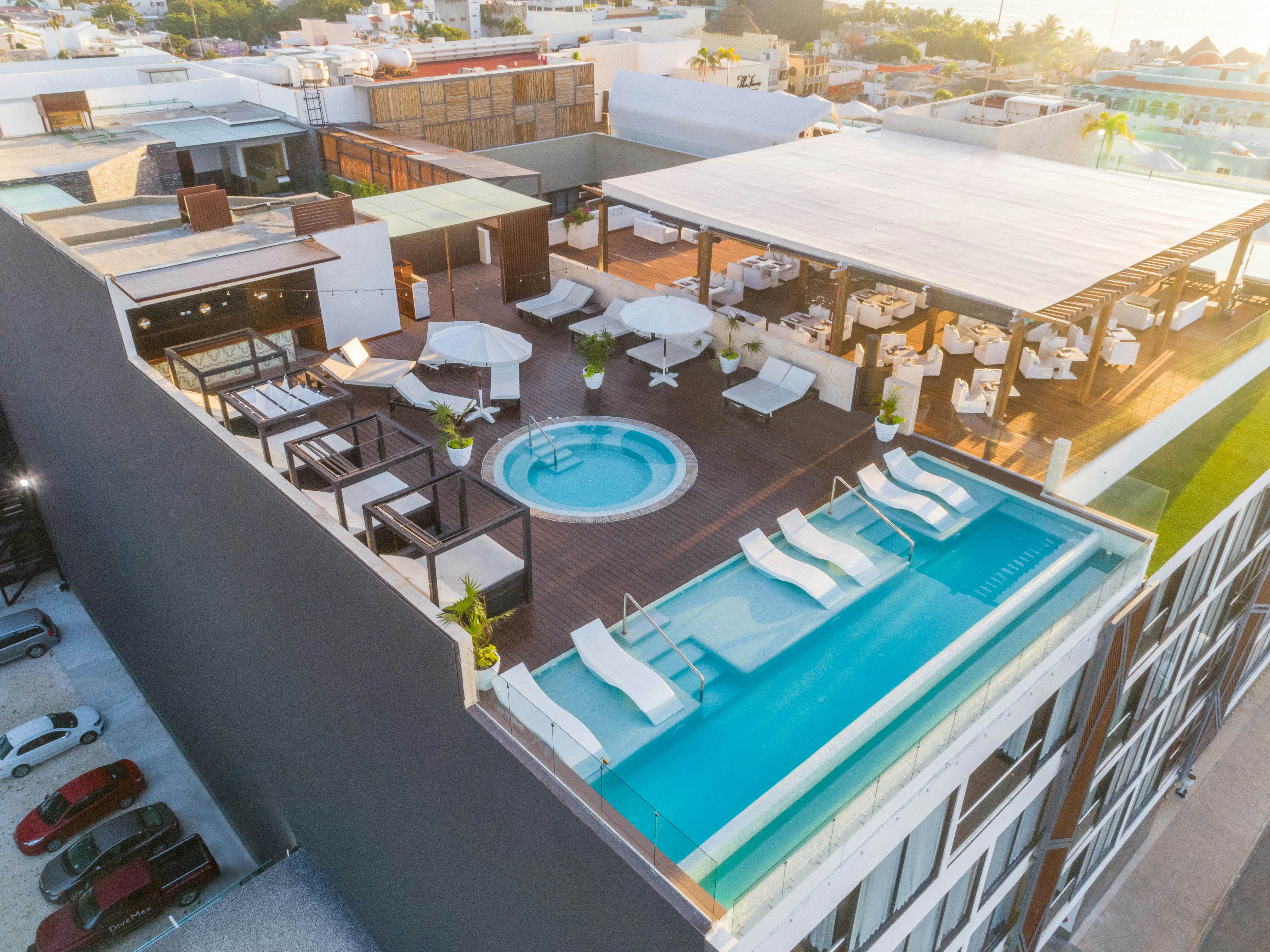 The Fives Downtown Hotel And Residences Curio Collection 9/91