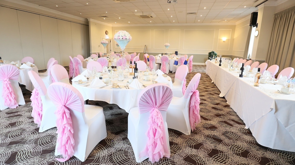 Citrus Hotel Coventry By Compass 43/50