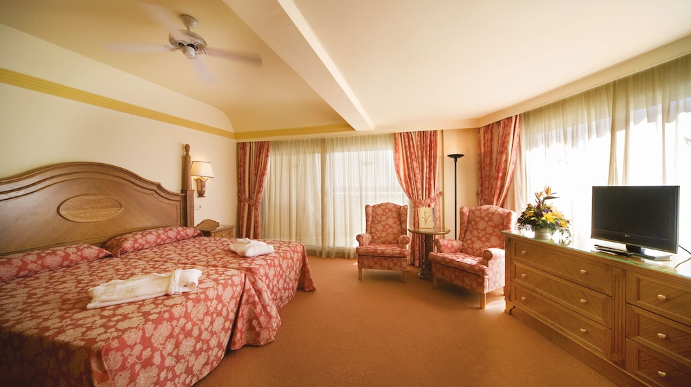 Hotel Riu Palace Tres Islas 32/59