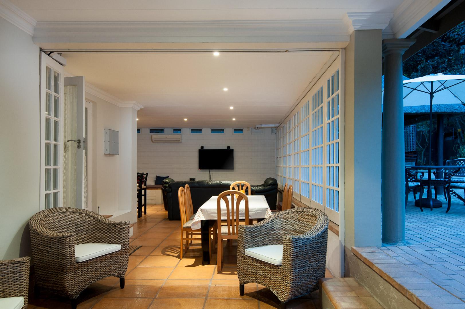 Brother's Guest House (The) 3/9