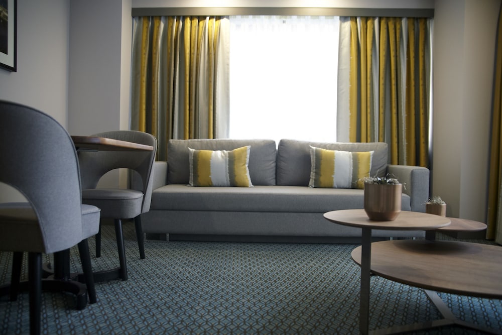 Tophane Suites 15/39