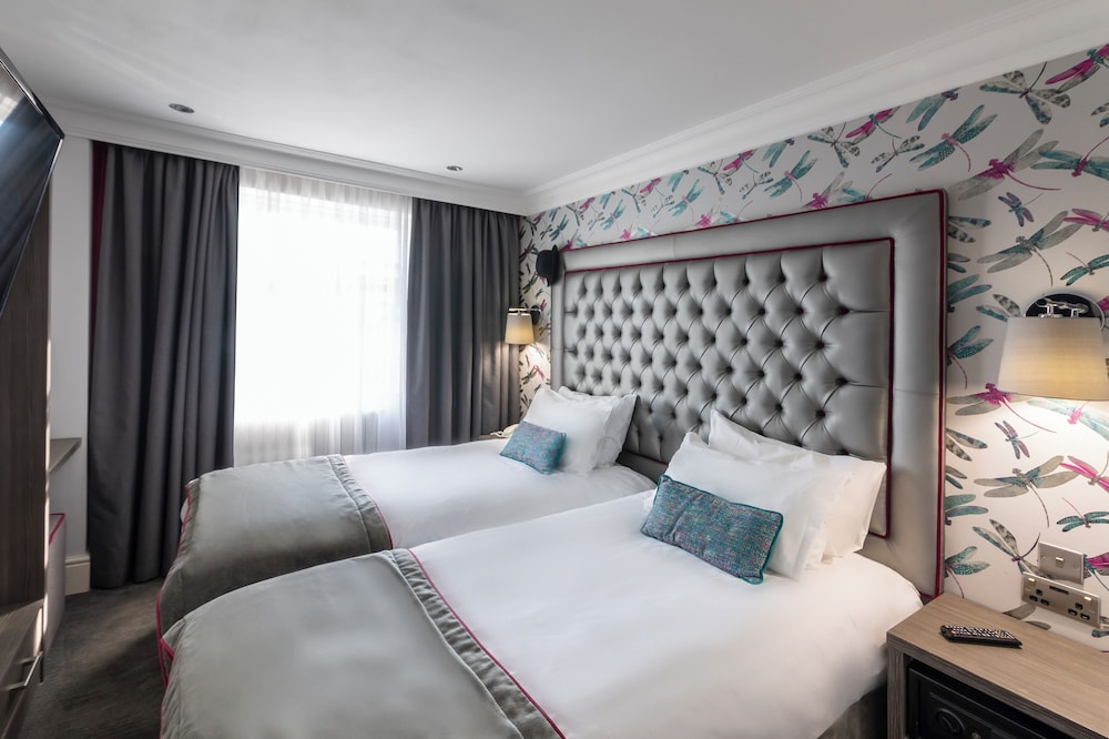 STANDARD, TWIN BEDS