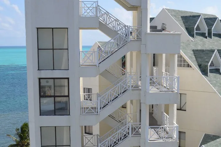 Apartamento Bay Point 403 1/13