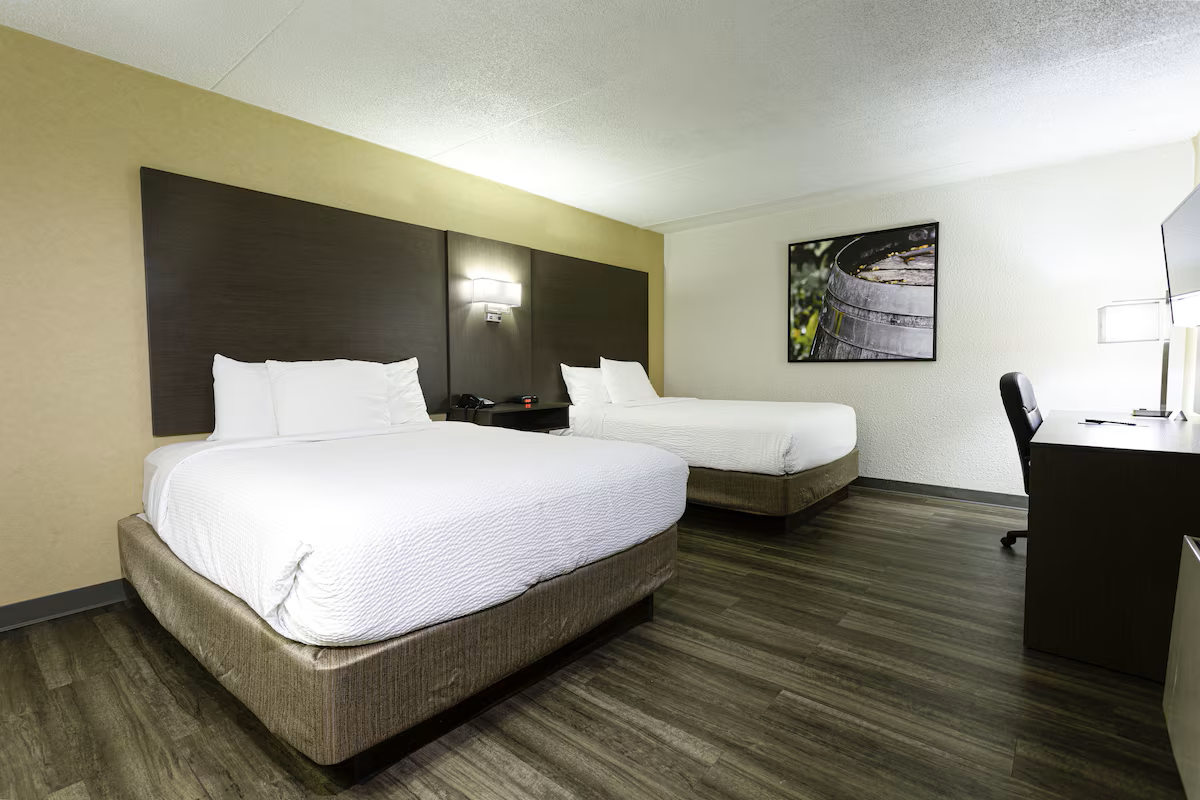 غرفة قياسية، Days Inn by Wyndham Fallsview 4/4