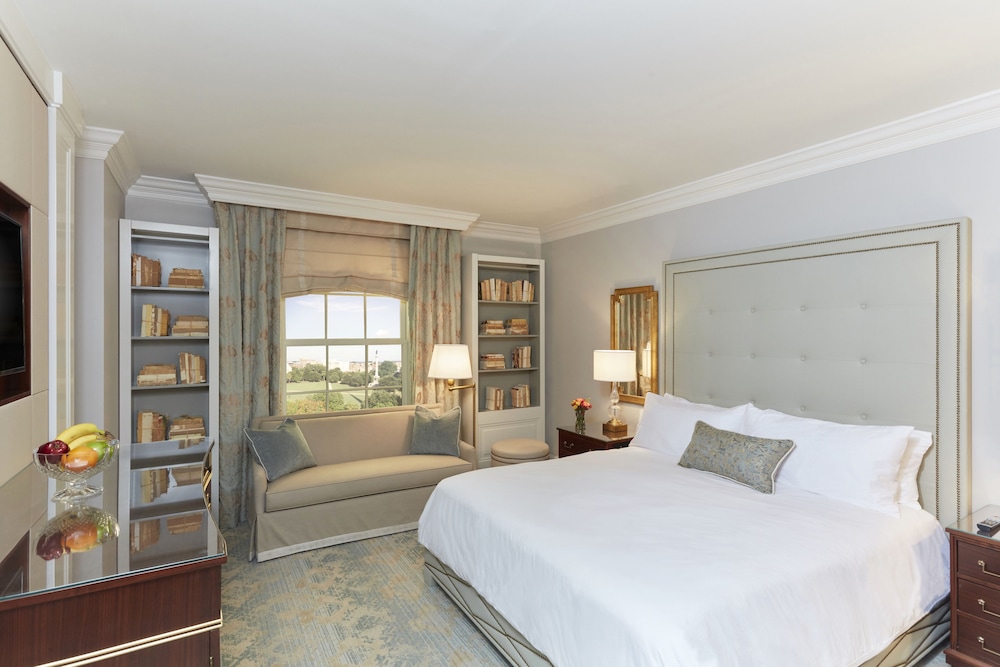 SUPERIOR, KING BED