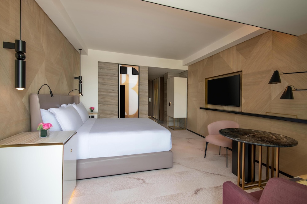 PREMIUM, SEA VIEW, BALCONY