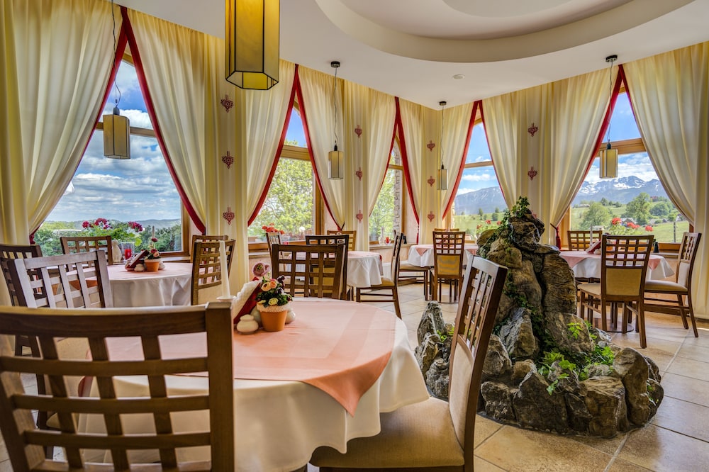 REDYK HOTEL 32/49