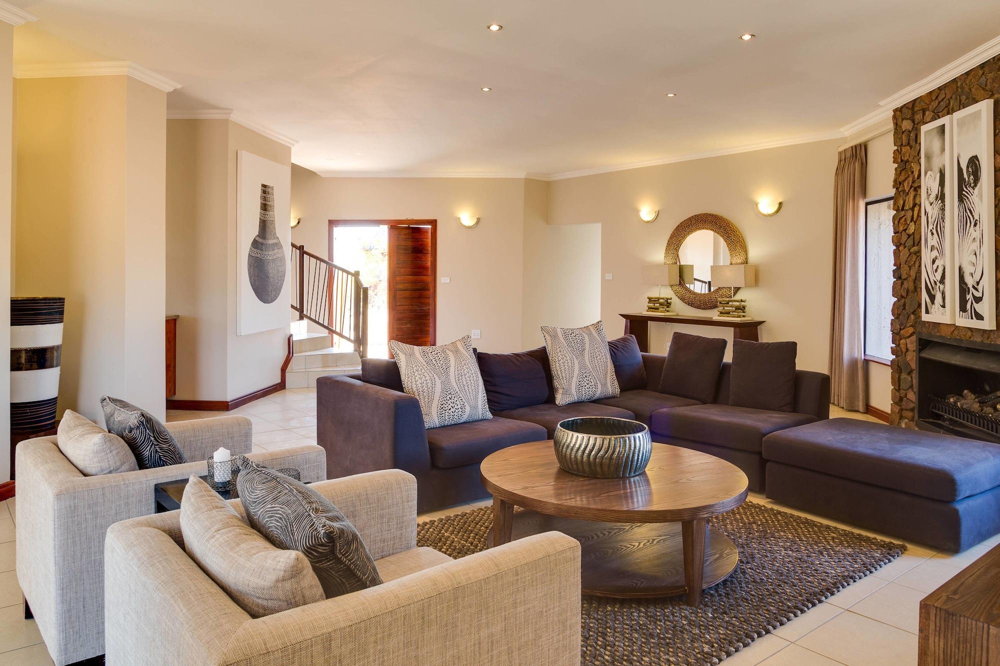 PROTEA ZEBULA LODGE 19/50