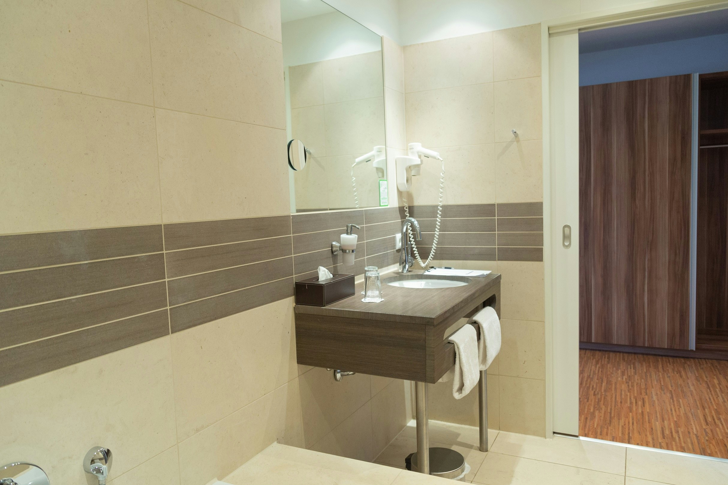 Hotel Ebertor 52/54