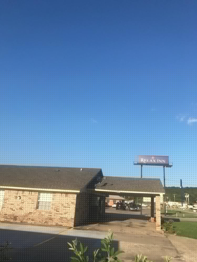 Relax Inn Henryetta 2/28